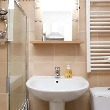 Rue Du Maine In Montparnasse - Next To Train Station, Close To 6th Arrondissement